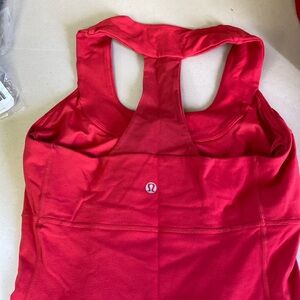EUC Lululemon red tank. Size 6